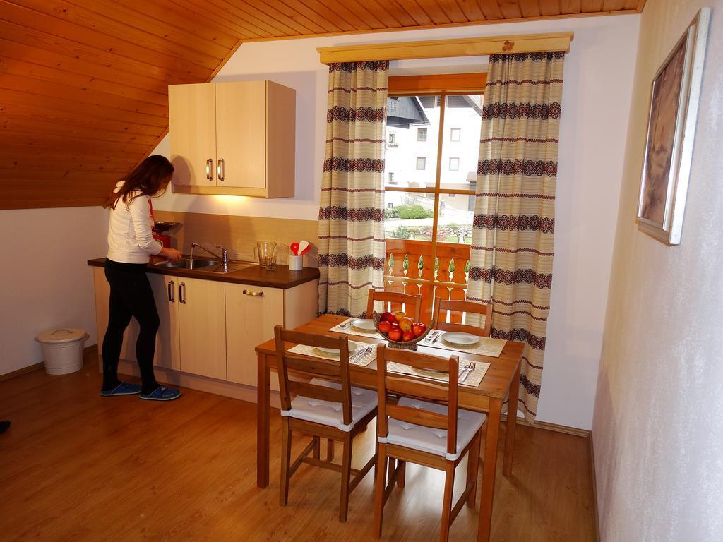 Villa Tourist Farm Pri Biscu Bled Zimmer foto